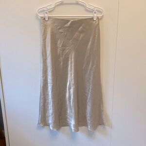 NWT Quince silk midi skirt, champagne